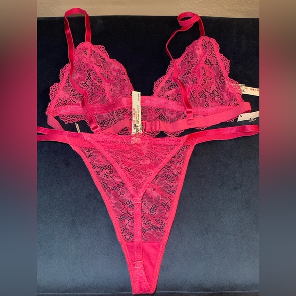FREE People Bright Eyes Bralette and Lace Thong Set Pink New With Tags SZ Small - Picture 7 of 9